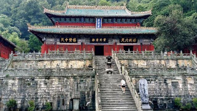 武当山旅游团报价-武当山去了后悔一辈子为什么